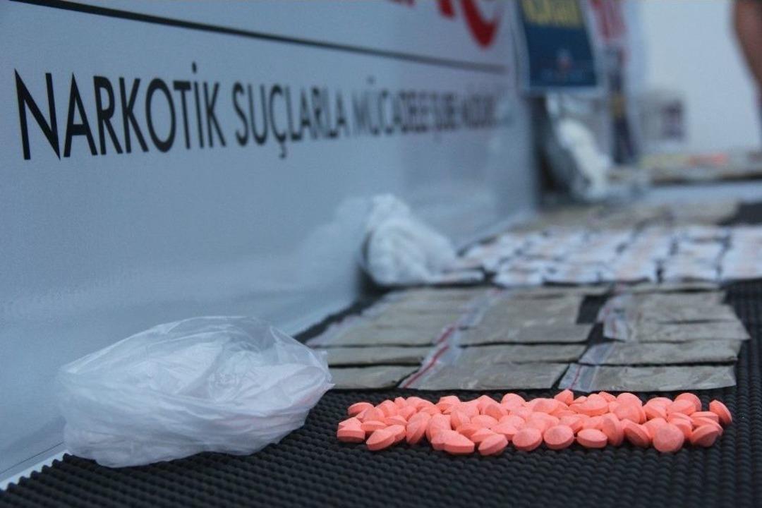 Adana&rsquo;da 275 Kilo Esrar Ele Ge&ccedil;irildi