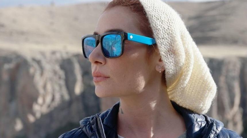 Sıla, &rsquo;trafik Hayattır&rsquo; İ&ccedil;in Yolda