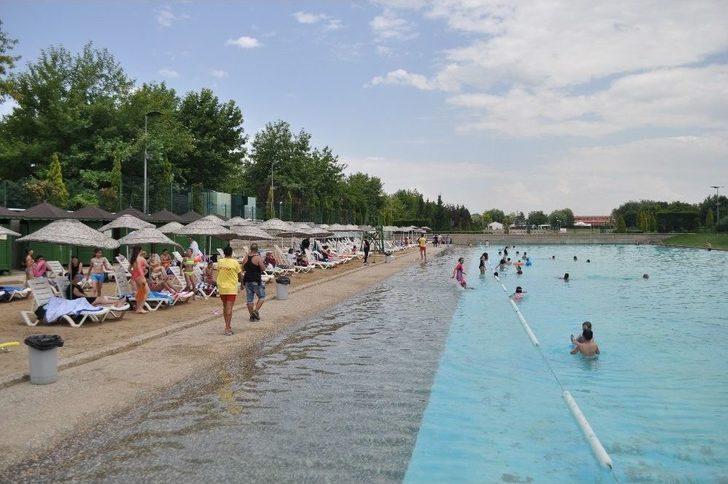 Bozkırın Ortasında ‘plaj’ Keyfi Başladı G1