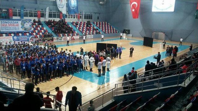 Gençler Futsal Türkiye Şampiyonası Başladı