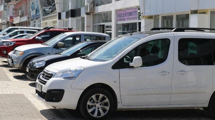 Galericiler 13 Mayıs&rsquo;ı Bekliyor