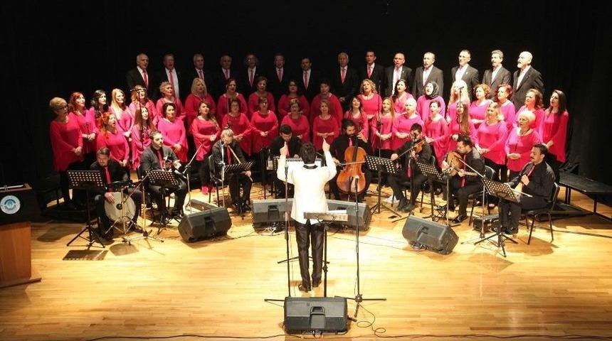 Odunpazarı Belediyesi T&uuml;rk Sanat M&uuml;ziği Korosu Konseri