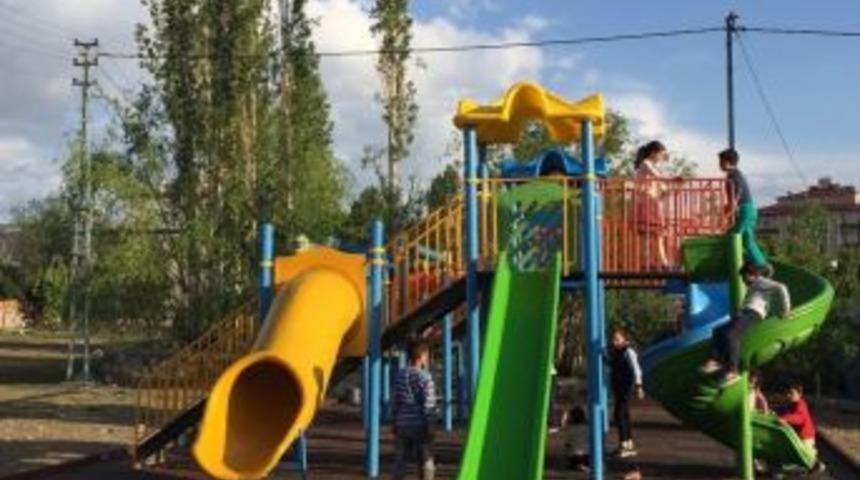 Belediyeden &Ccedil;ocuk Oyun Parkı