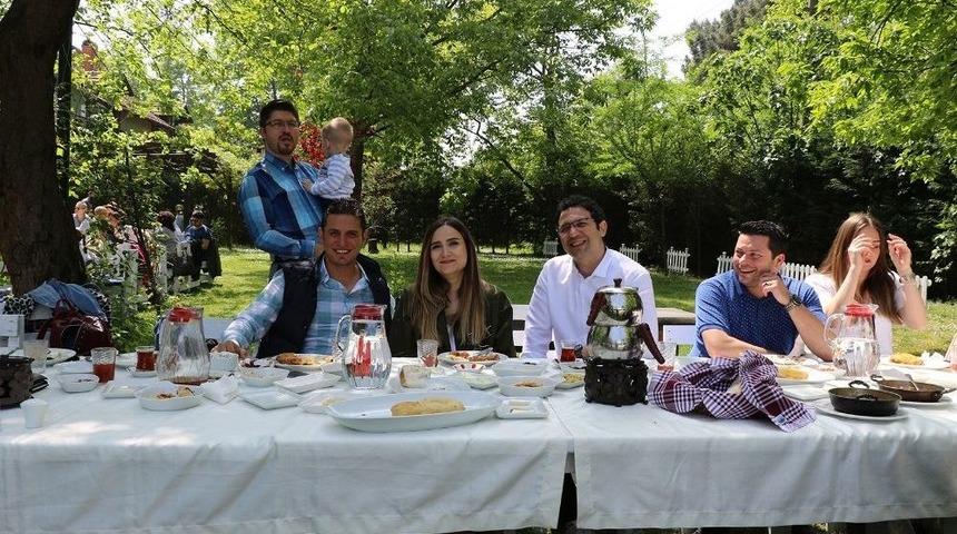 Sakarya Ve İstanbul Hastanelerinin Hekimleri Buluştu