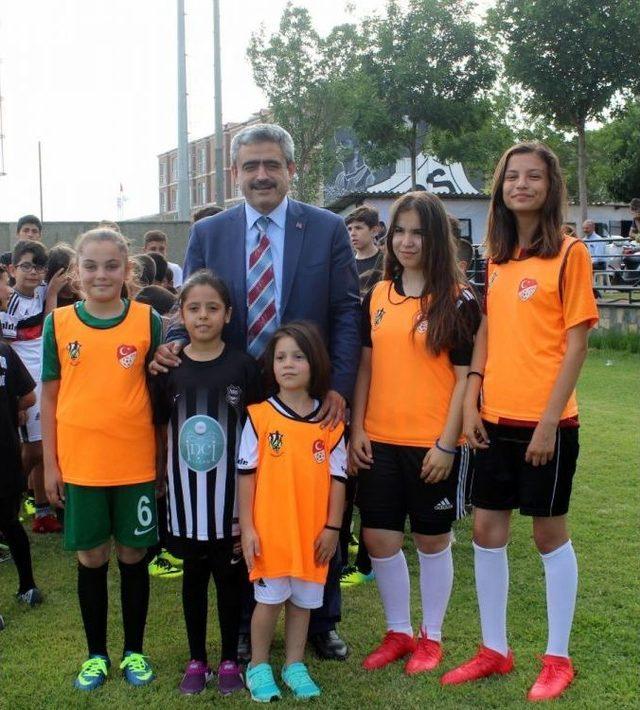 Geleceğin Futbolcuları Nazilli’de Yetişiyor