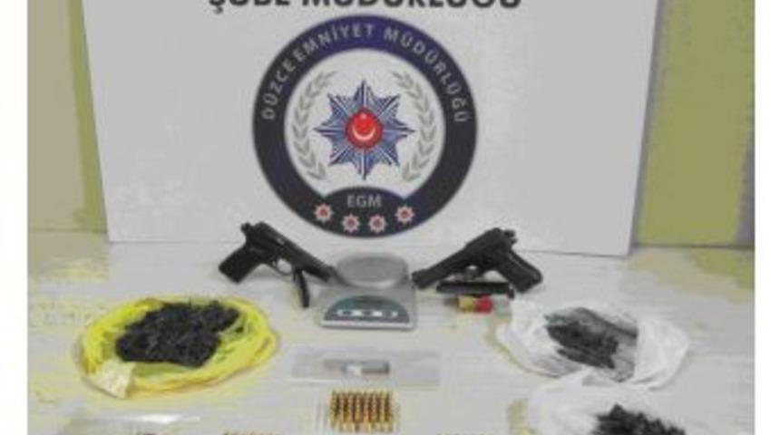 D&uuml;zce Emniyet M&uuml;d&uuml;rl&uuml;ğ&uuml;nden Uyuşturucu Operasyonu