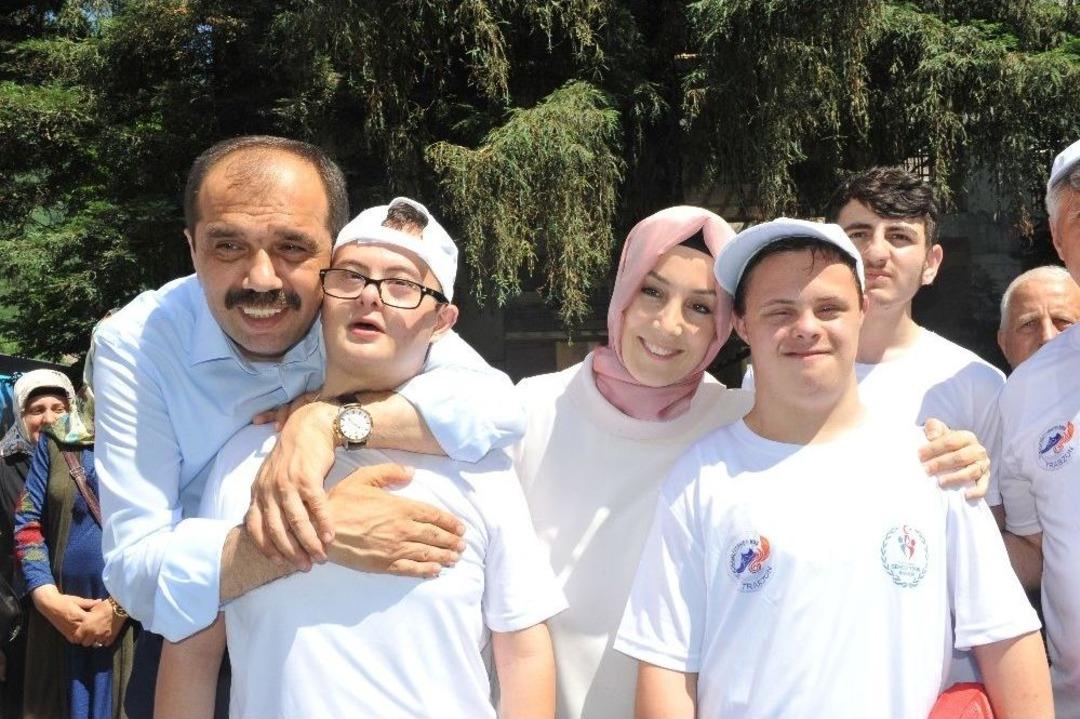 Ak Parti Trabzon Milletvekilleri Ve Adayları Trabzon&rsquo;un Doğu İl&ccedil;elerini Turladı