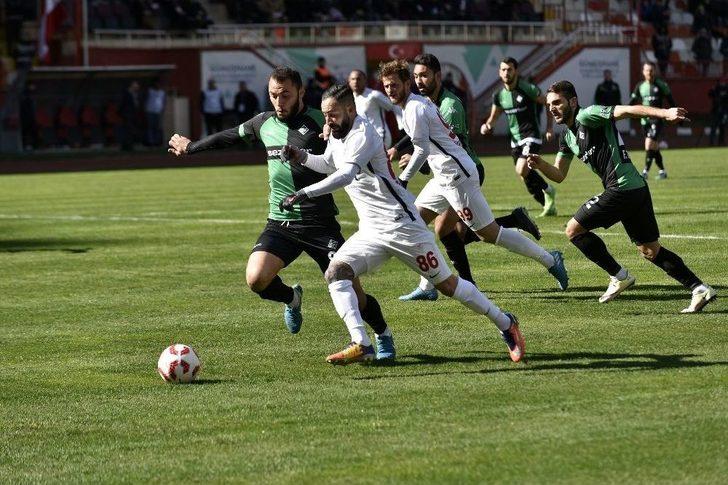 Tff 2. Lig: Gümüşhanespor: 1 - Sakaryaspor: 0 G3