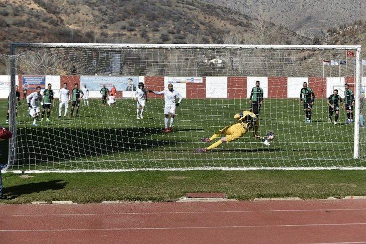 Tff 2. Lig: Gümüşhanespor: 1 - Sakaryaspor: 0 G4