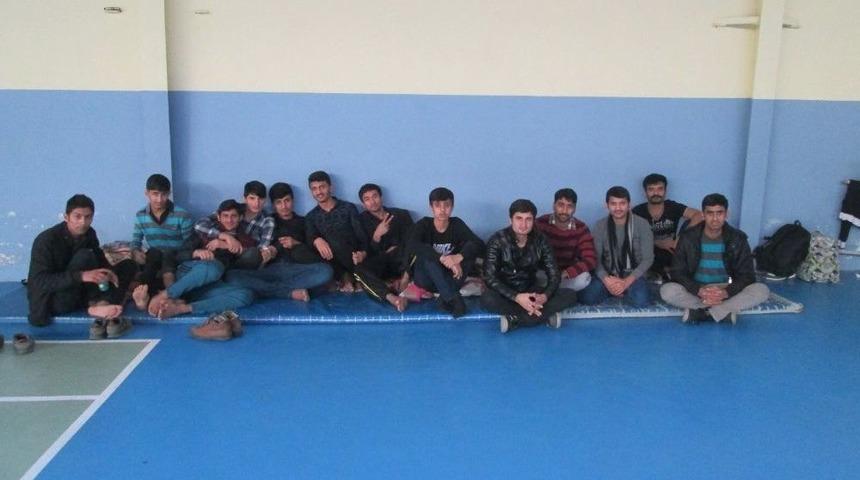 Isparta&rsquo;da D&uuml;zensiz G&ouml;&ccedil;men Operasyonu