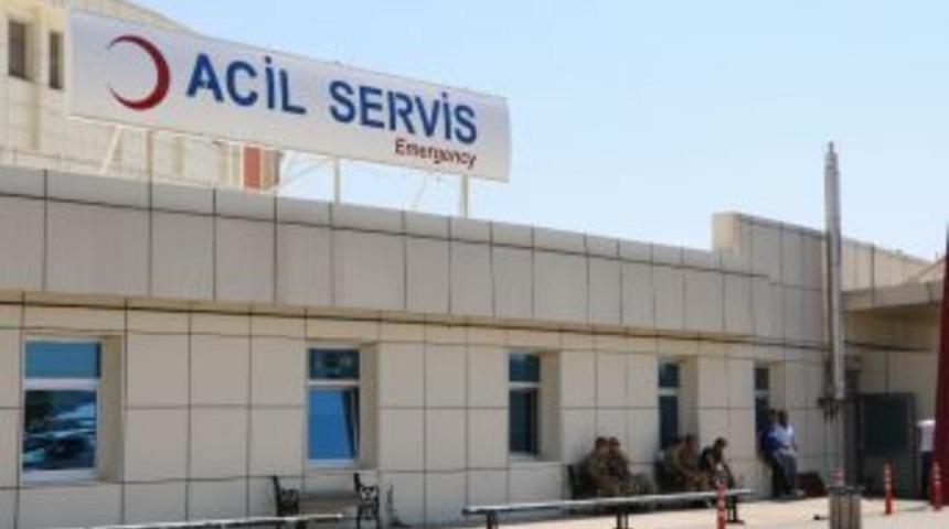 Sivas&rsquo;ta Askerler Arasında Kavga: 2 Yaralı