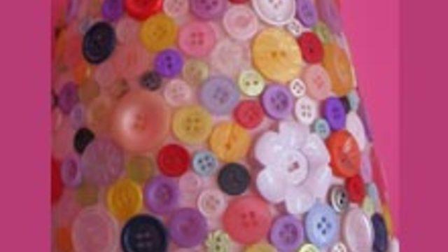 Düğmelerden Renkli Abajur