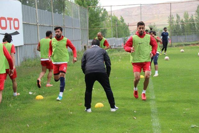 Elaziz Belediyespor Play-off İçin Hazırlanıyor