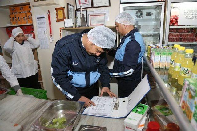 Zabıta Ekipleri Okul Kantinlerini Denetledi 1