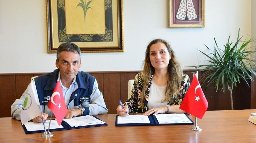 D&uuml;zce &Uuml;niversitesi Sanayi İle İşbirliği İ&ccedil;inde