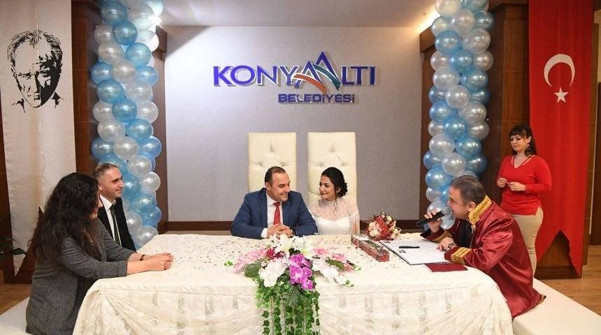 14 Şubat Sevgililer Günü’nde “evet” Dediler