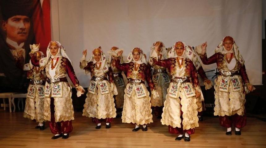 Kültür Merkezlerinde Öğrendiler, Seyirciyle Buluştular