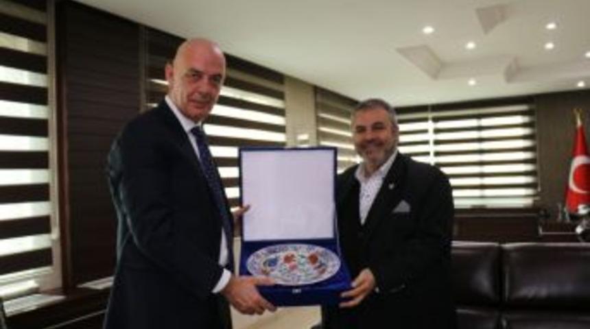 Batman Belediye Başkan Vekili Aksoy Bağışçıları Ağırladı