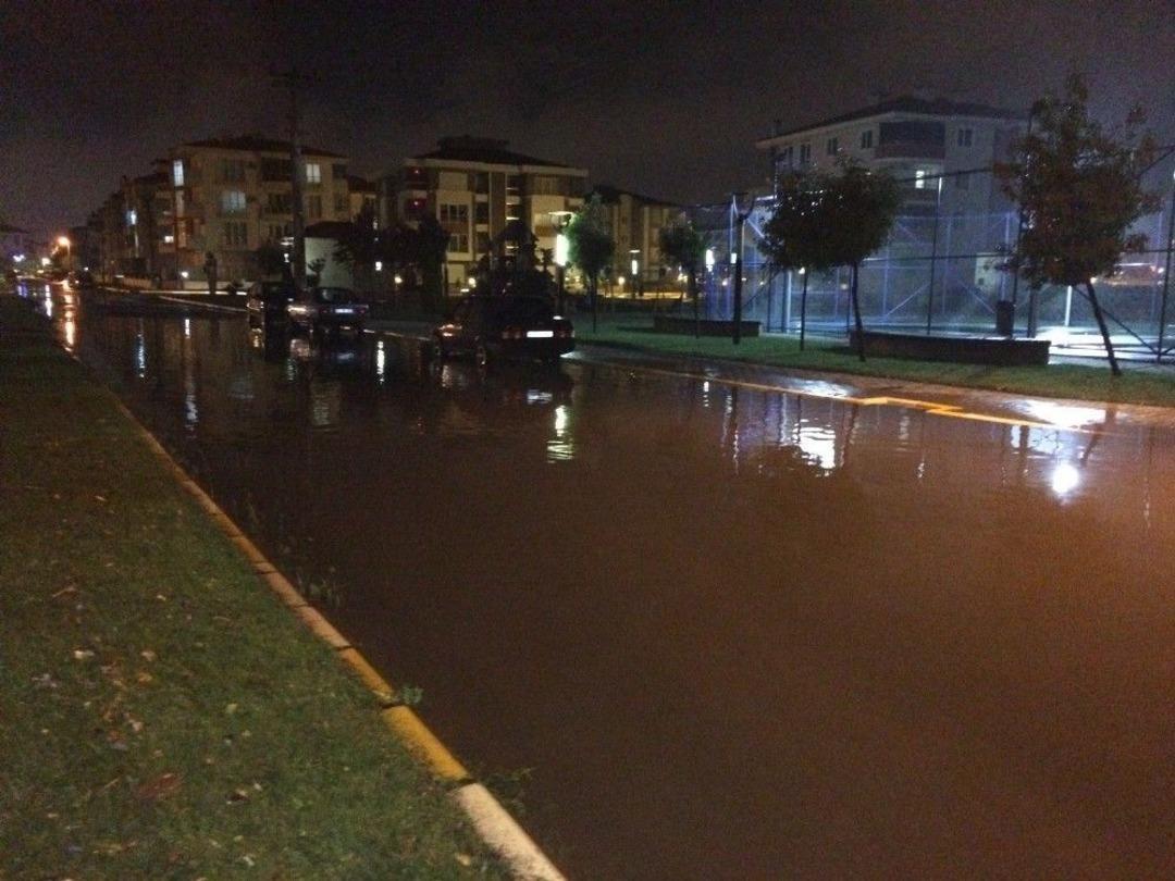 Balıkesir&rsquo;de 128 Su Baskınına M&uuml;dahale Edildi