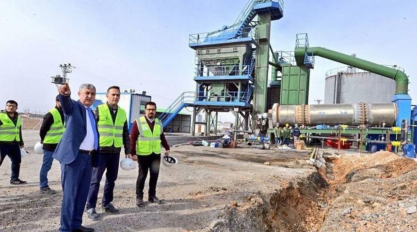 Bu Yıl Hedef 100 Bin Ton Asfalt Üretimi