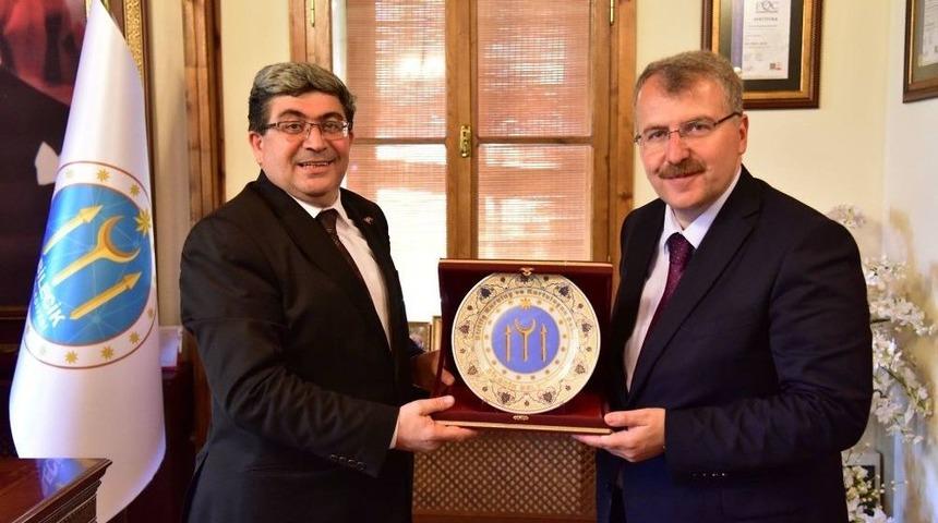 Milletvekili Halil Eldemir’den Belediye Başkanı Nihat Can’a Veda Ziyareti