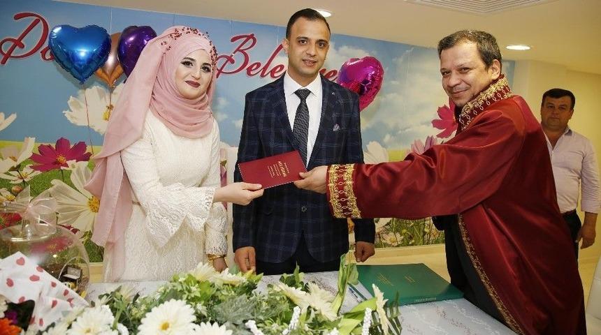 D&ouml;şemealtı&rsquo;nda Sevgililer G&uuml;n&uuml; Yoğunluğu