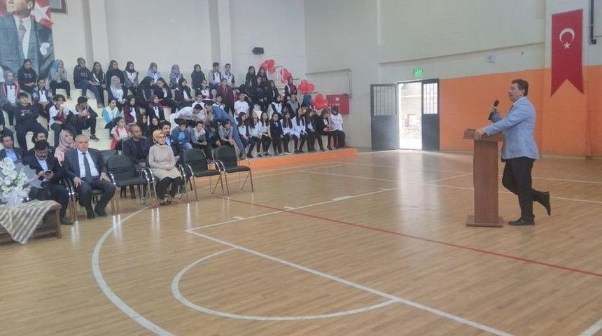 Prof. Dr. Necmettin Erbakan Fen Lisesi&rsquo;nde T&uuml;bitak Destekli Bilim Fuarı