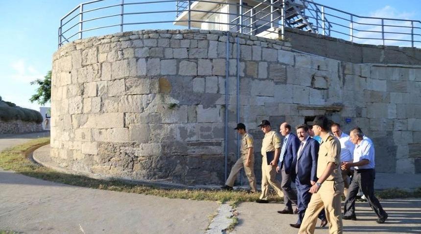 Vali Tavlı&rsquo;dan, Kumkale Sahil G&ouml;zetleme Karakolunu Ziyaret