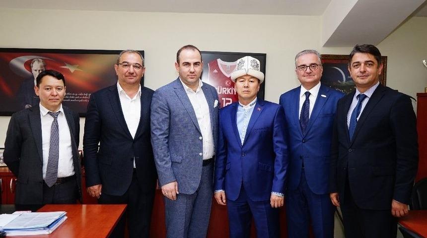 Türkiye’nin Kırgızistan’dan Et İthalatı İle İlgili Çalışmalar Sürüyor