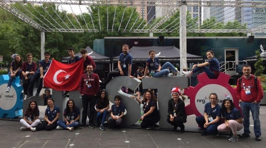 Altı Haftada Robot &Uuml;retip, Abd&rsquo;de &Ouml;d&uuml;l Kazandılar