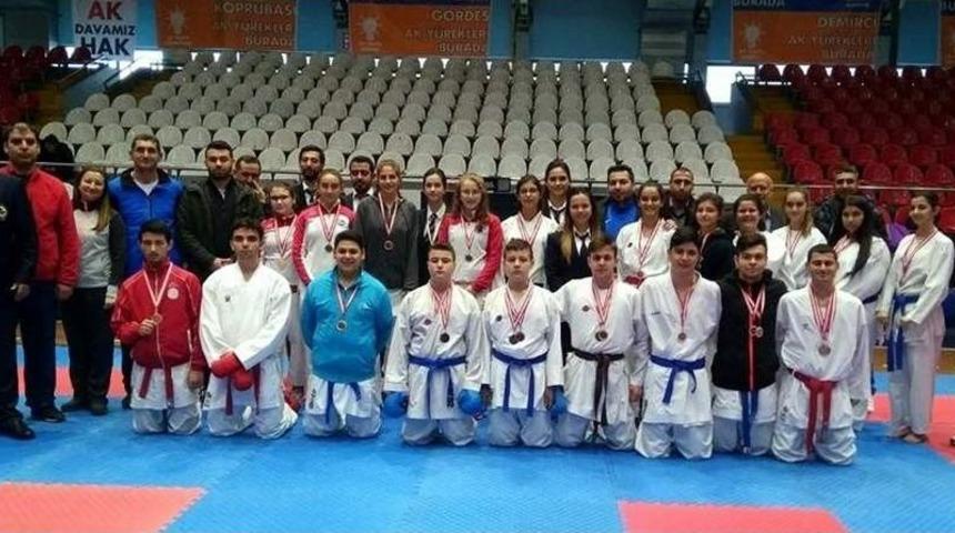 Okullar Arası Karate İl Birinciliği M&uuml;sabakaları Yapıldı