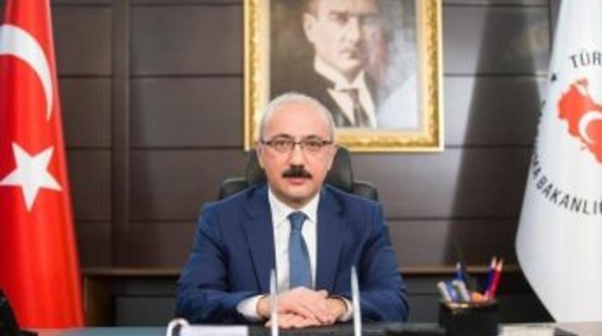 Bakan Elvan: "akdeniz Sahil Yolu Projesi&rsquo;nde Durmak Yok, Yola Devam"