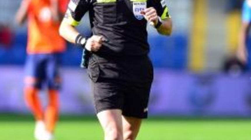 Galatasaray, Ali Palabıyık’ın Yönettiği Maçları Kazanıyor