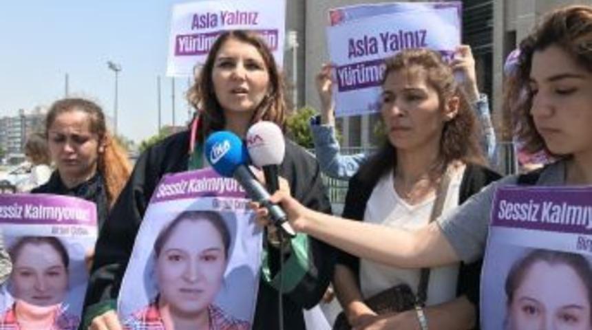 Sokak Ortasında Pompalı T&uuml;fekle Eşini &Ouml;ld&uuml;ren Zanlının M&uuml;ebbet Hapsi İstendi