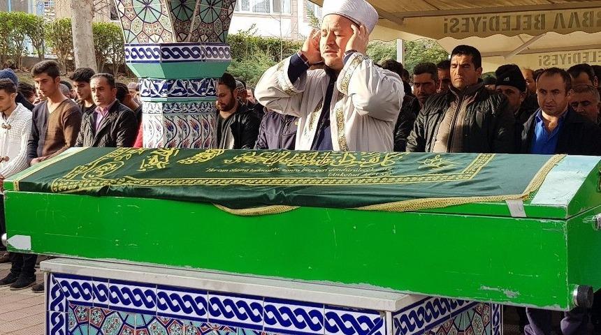 Tokat&rsquo;taki Trafik Kazasında 3 Yaşındaki Yusuf Hayatını Kaybetti