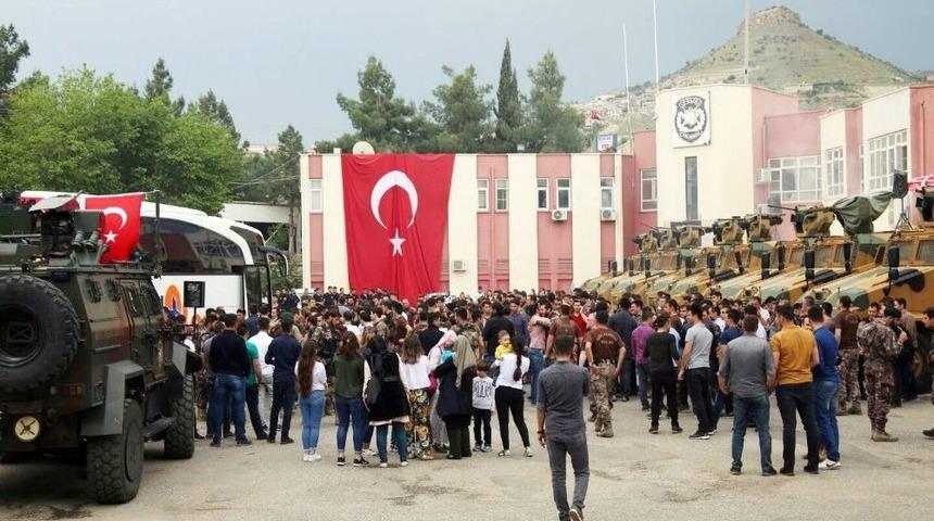 Afrin Kahramanları Alkışlarla Karşılandı