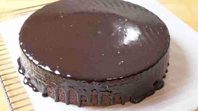 Mikrodalgada Çikolatalı Doğum Günü Pastası Yapmaya Ne Dersiniz?