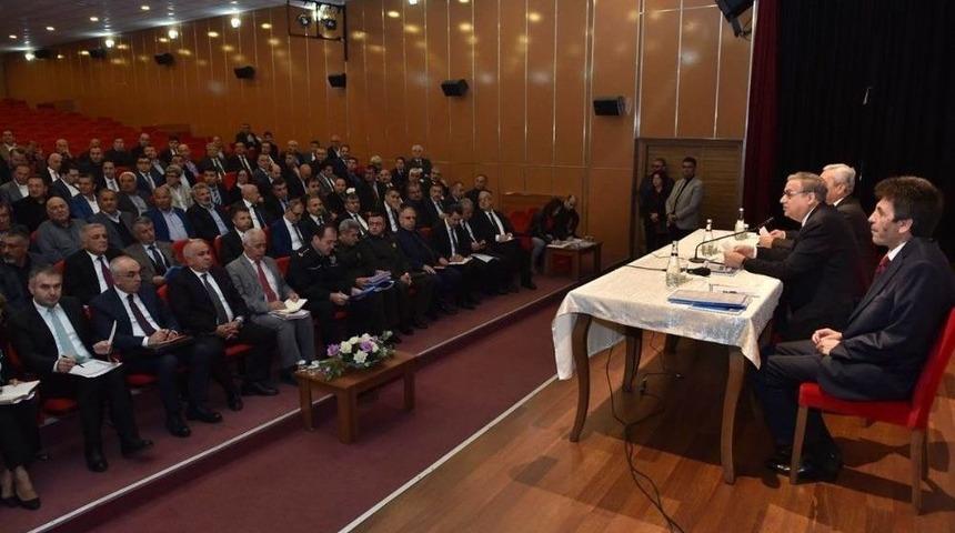 Vali Su, Erdemli&rsquo;de Muhtarlarla Bir Araya Geldi