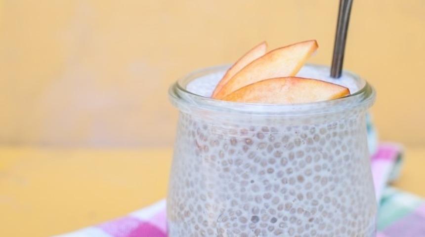 Antioksidan Deposu Chia Çekirdekli Puding