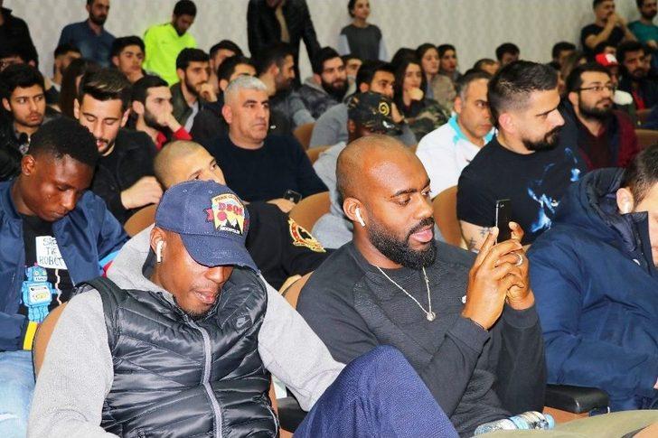 Evkur Yeni Malatyaspor ‘hayaller Tecrübeyle Buluşuyor’ Konferansına Katıldı G3