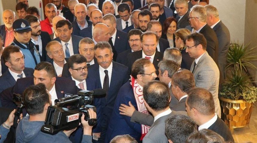 B&uuml;y&uuml;kşehirde Devir Teslim