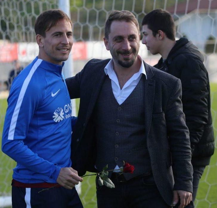 Trabzonspor’da Başakşehir Maçı Hazırlıkları Sürüyor G1