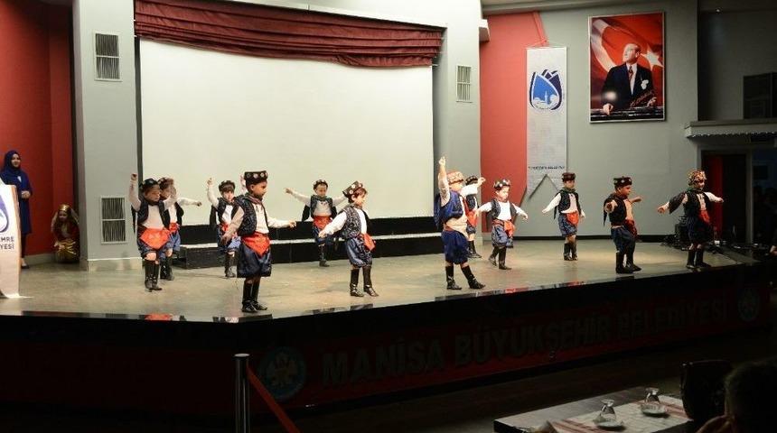 Yunusemreli Miniklerden Yıl Sonu G&ouml;sterisi