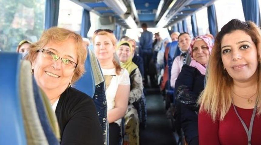 Artuklu&rsquo;da Kadınlar K&uuml;lt&uuml;r Turlarına Katılıyor