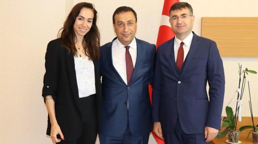 M&uuml;steşar Yardımcısı İsmail Y&uuml;cel&rsquo;den Elif Acar&rsquo;a Ziyaret