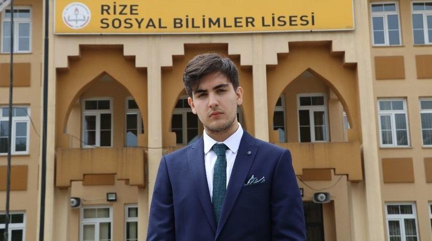 Okul Sıralarından Meclis Koltuğuna Talip Oldu