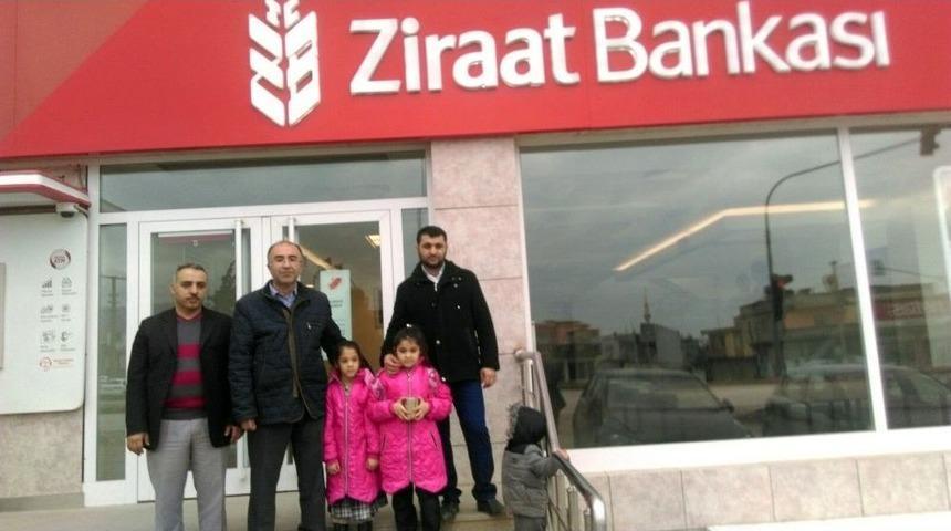 K&uuml;&ccedil;&uuml;k Kardeşler, Kumbarada Biriktirdikleri Har&ccedil;lıklarını Afrin&rsquo;e G&ouml;nderdi