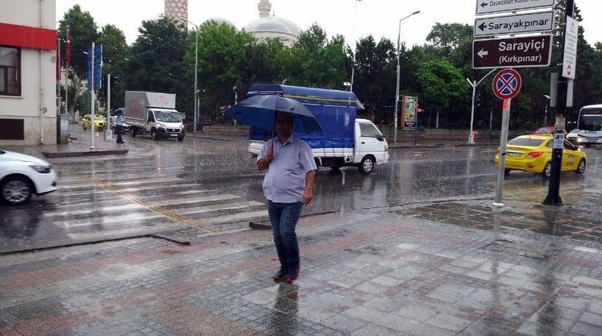 Edirne&rsquo;de Şemsiyeli Yaz