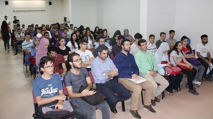 Sınavdan &Ouml;nce Son Taktikler Anlatıldı