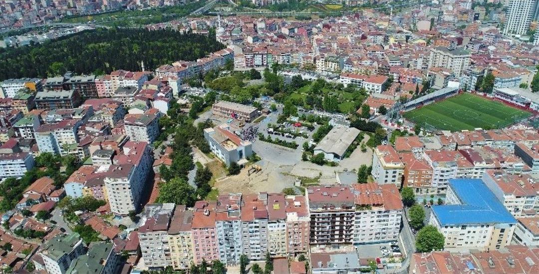 Ferik&ouml;y Kent Parkı İ&ccedil;in Yıkımlar Başladı